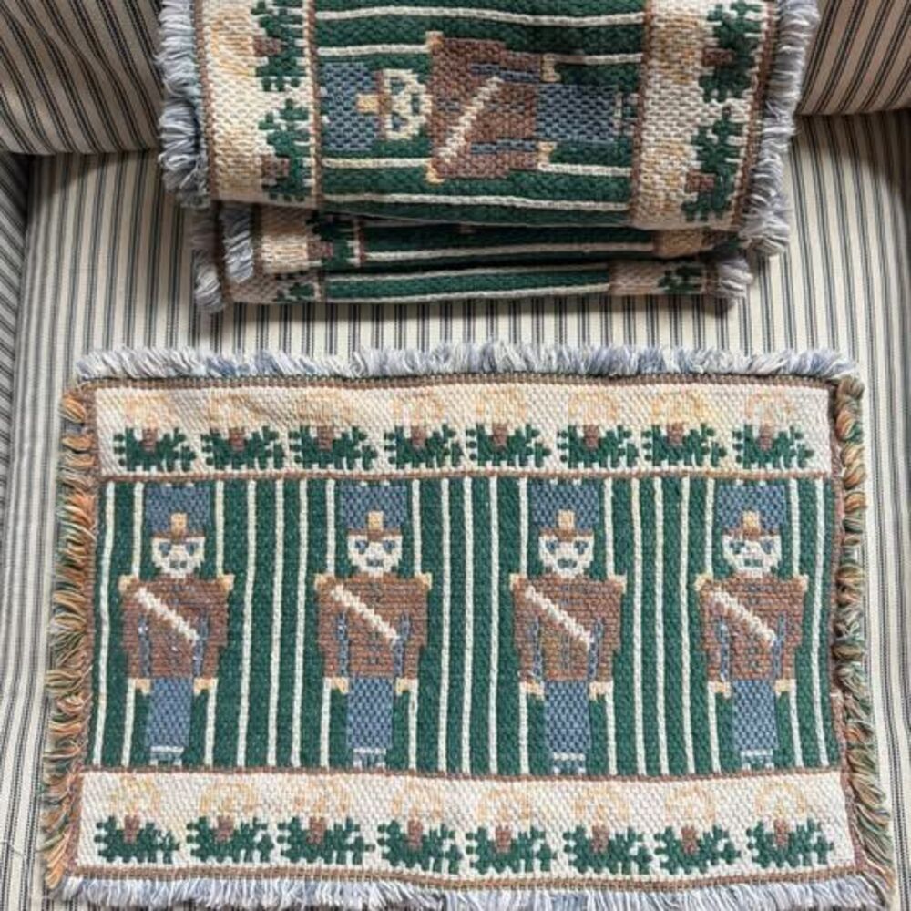 Vintage nutcracker placemats - set of 4